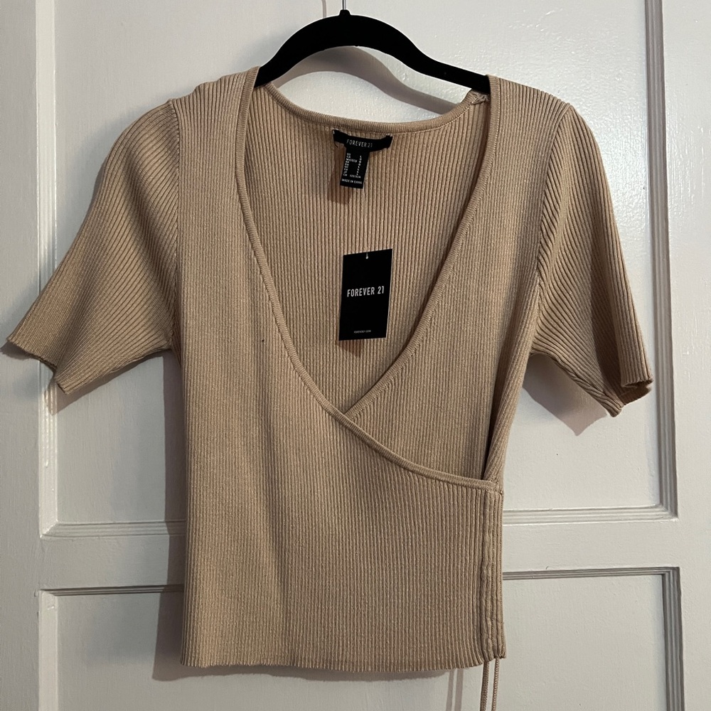Beige/Cream Short Sleeve Top